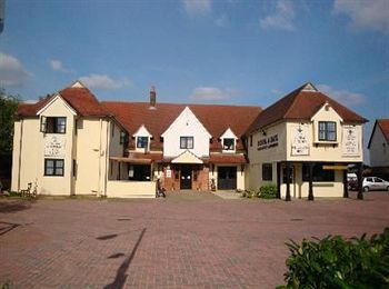 Stansted Skyline Hotel Great Dunmow Esterno foto